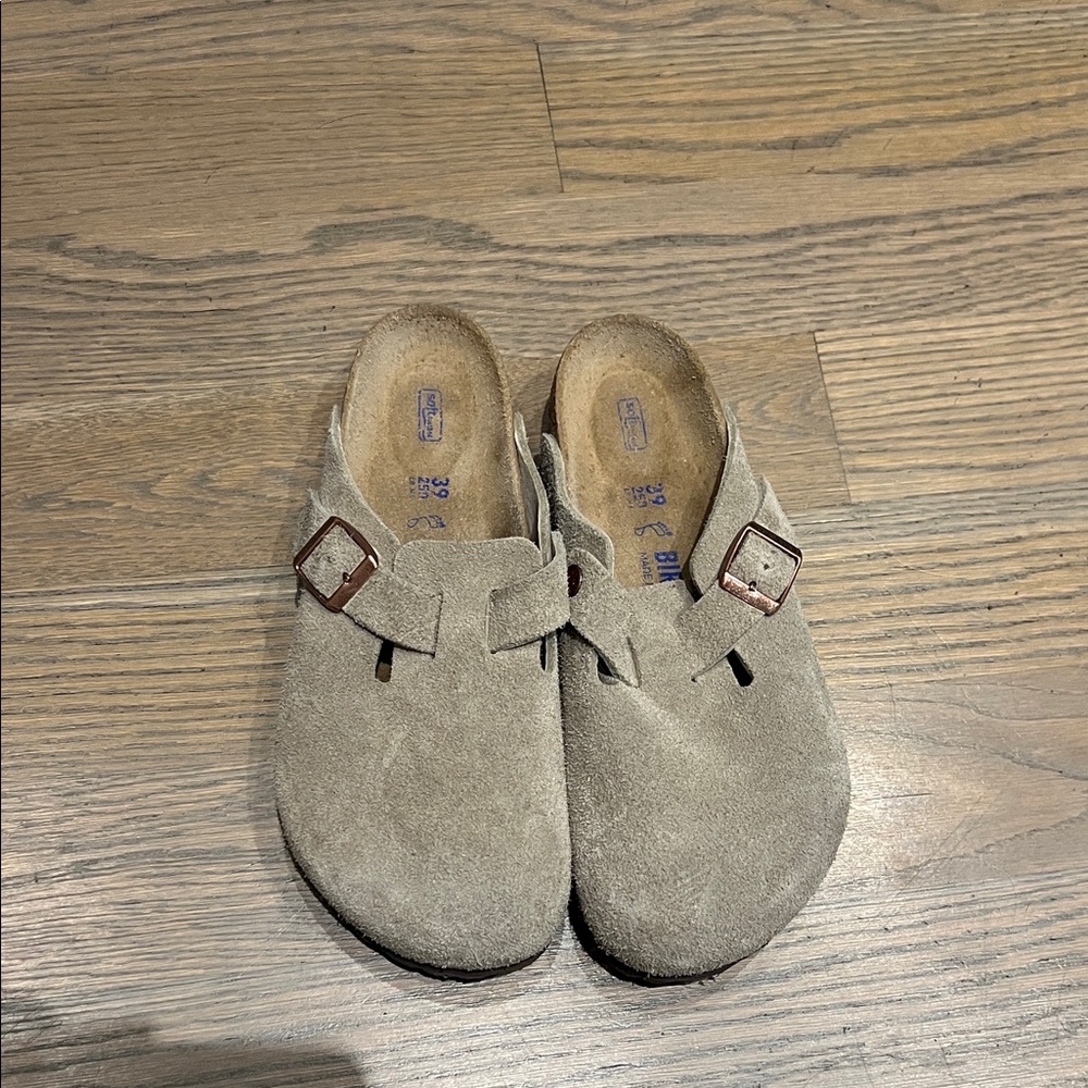 Birkenstock Women's Suede Mules - Gray
